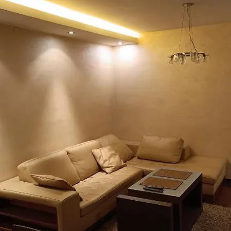Slavija Lux Apartment *